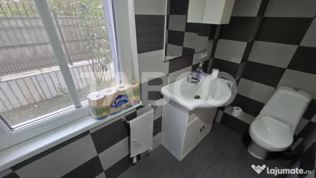 Casa individuala cu 4 camere 230mp curte libera de vanzare G - Sibiu (Sibiu)