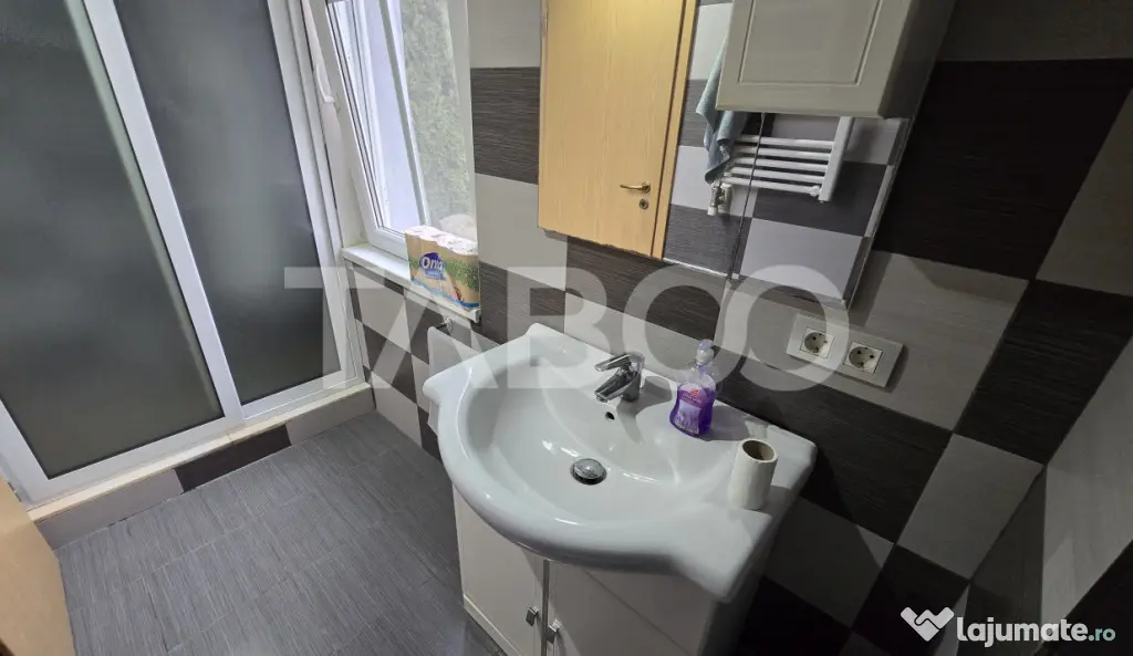 Casa individuala cu 4 camere 230mp curte libera de vanzare G - Sibiu (Sibiu)