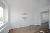 De vânzare apartament cu 3 camere, complet renovat, bulevardul Dacia 