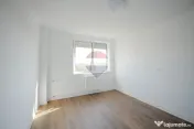 De vânzare apartament cu 3 camere, complet renovat, bulevardul Dacia 