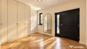 5 camere I Moderna renovata in 2024 I Gradina 200mp I 3 bai 