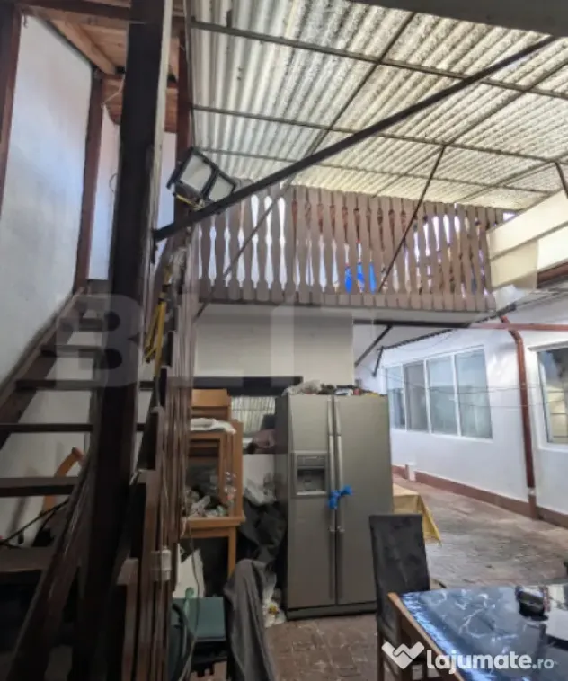 Casă renovată 4 camere, curte și spațiu comercial – ul - Ploiesti (Prahova)