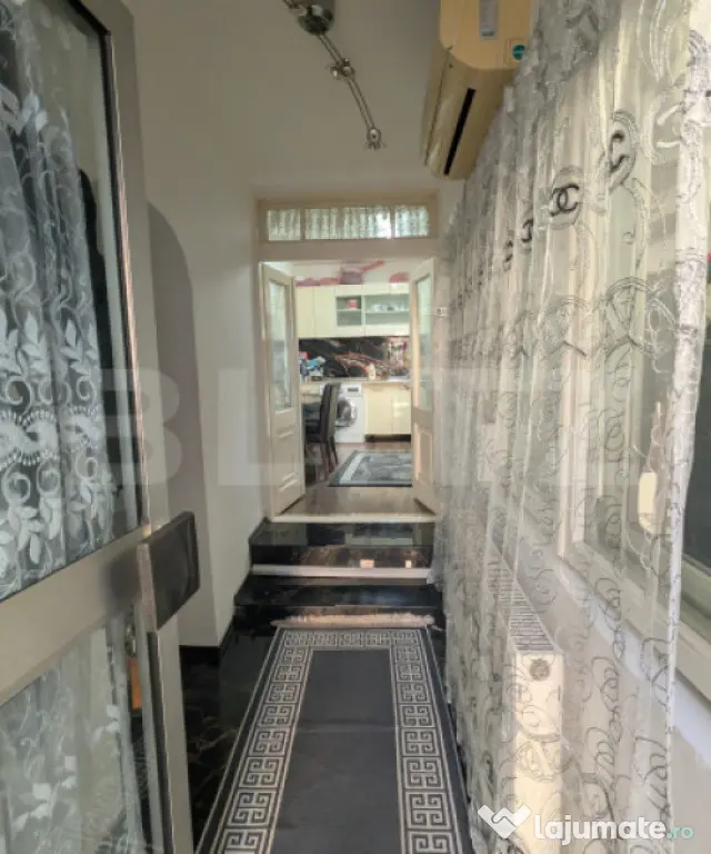 Casă renovată 4 camere, curte și spațiu comercial – ul - Ploiesti (Prahova)