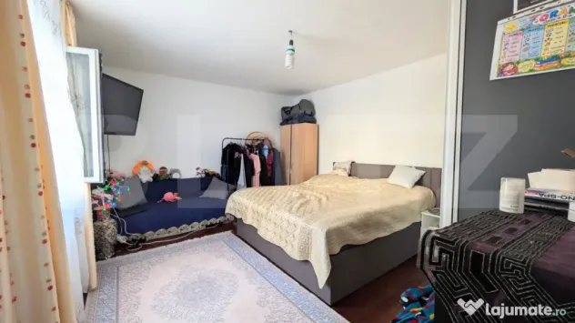 Casă renovată 4 camere, curte și spațiu comercial – ul - Ploiesti (Prahova)