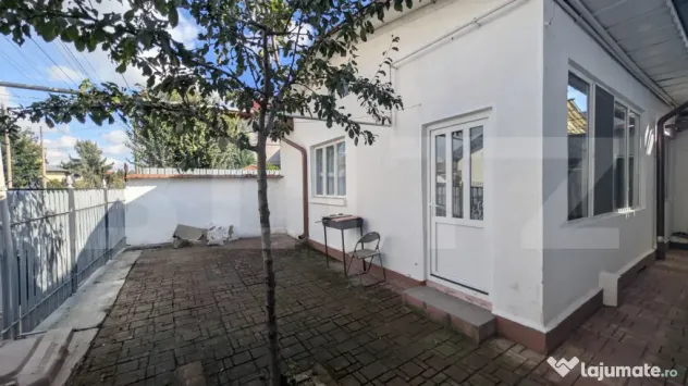Casă renovată 4 camere, curte și spațiu comercial – ul - Ploiesti (Prahova)