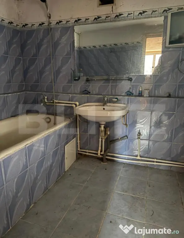 Casă de vânzare, 40 mp, zona Nord-Vest - Targu Jiu (Gorj)