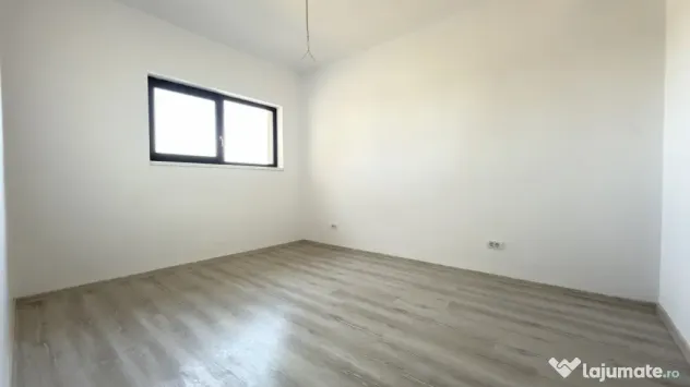 Duplex cu 4 camere | Toate utilitatile | Zona excelenta | Cu - Mosnita Noua (Timis)