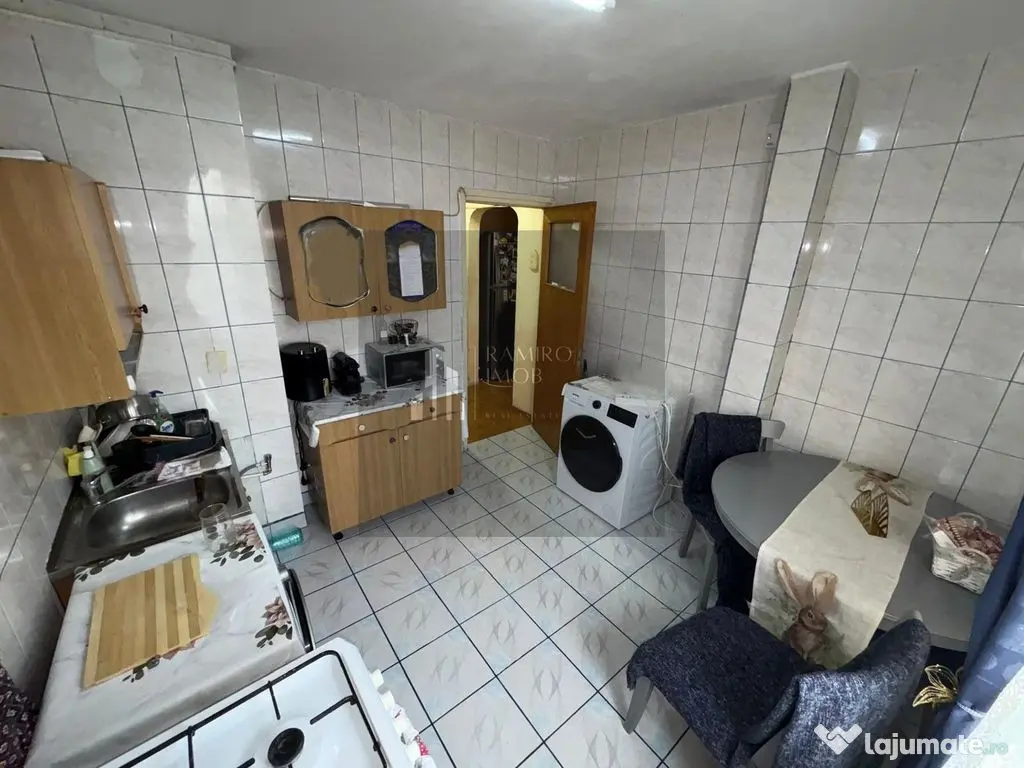 Ap 2 camere 50mp decomandat renovat bloc 1980 - Soseaua Giurgiului S_4 - Bucuresti (Bucuresti-Ilfov)