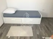 Apartament cu 3 camere de inchiriat, curte proprie, zona Soarelui 