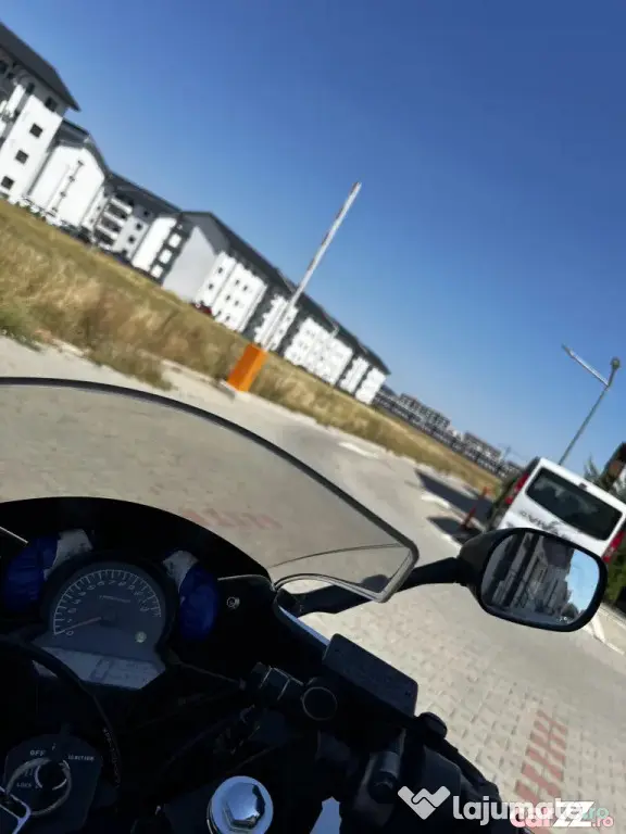 Motocicleta Honda CBR 125R 2016 Facelift (HRC Tricolor) – Ideală A1 - Sibiu (Sibiu)
