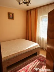 Apartament Cu 3 Camere Semidecomandate Zona Burdujeni - Cuza Voda 2