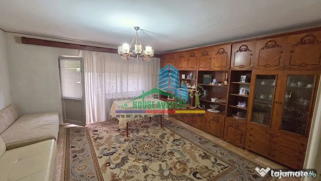 Vânzare apartament 3 camere decomandat în Focșani | Str Poienita - Focsani (Vrancea)