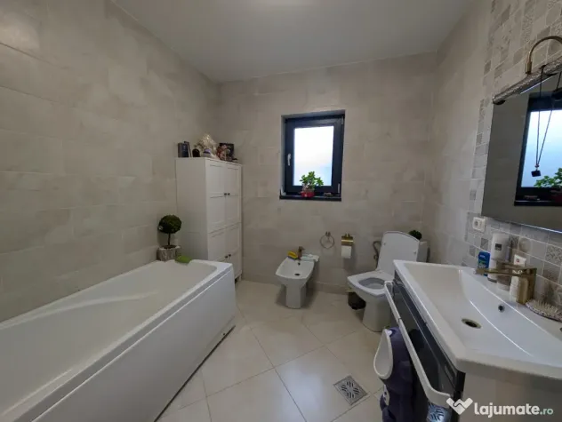 Casa Lilieci amenajata modern, mobilată - utilata - Hemeius (Bacau)