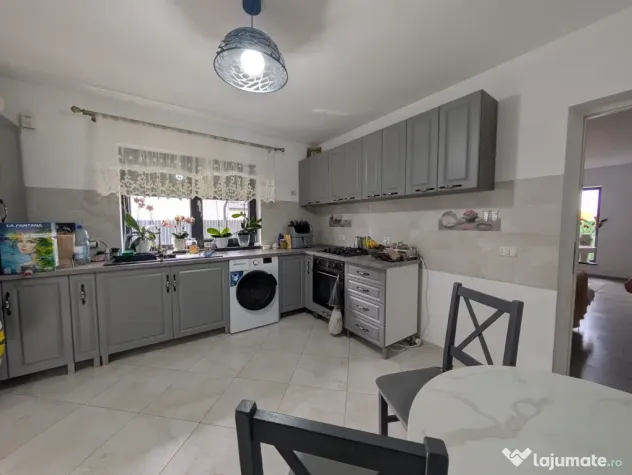Casa Lilieci amenajata modern, mobilată - utilata - Hemeius (Bacau)