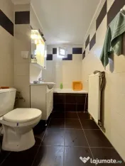 Apartment cu 3 camere, 73 mp utili, decomandat - zona Bucov