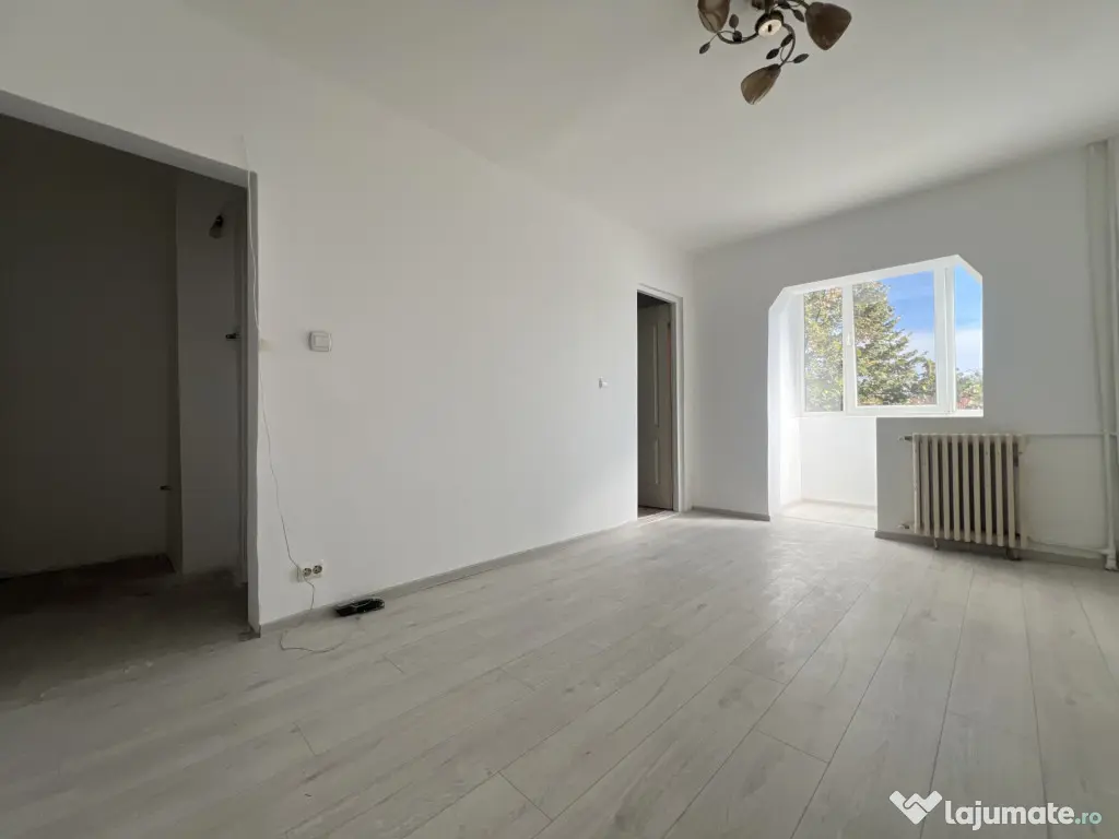 Apartament 1 camera, 22 mp, balcon, etaj 2, renovat - zona D - Timisoara (Timis)