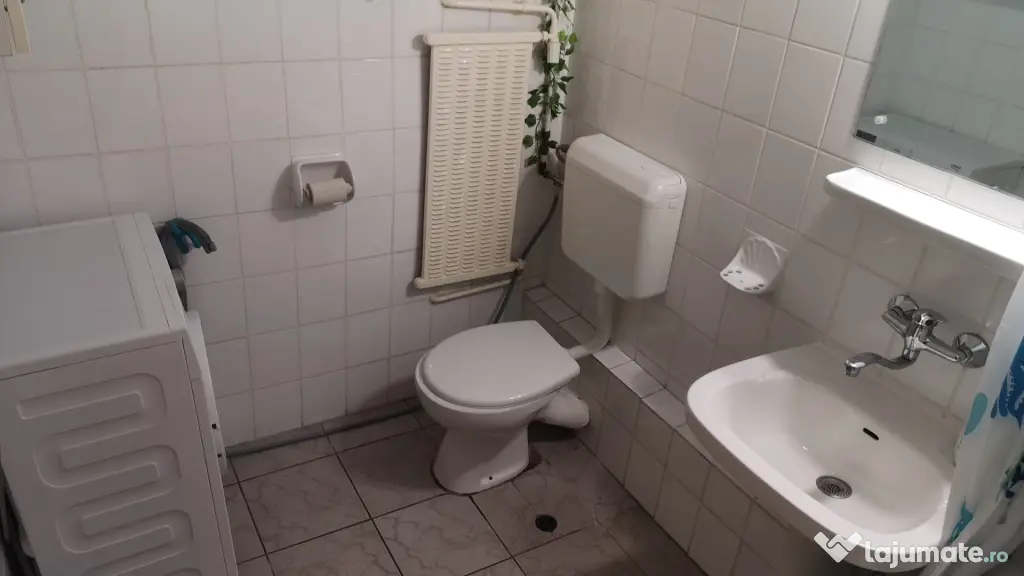 garsoniera metrou Costin Georgian, bloc mixt