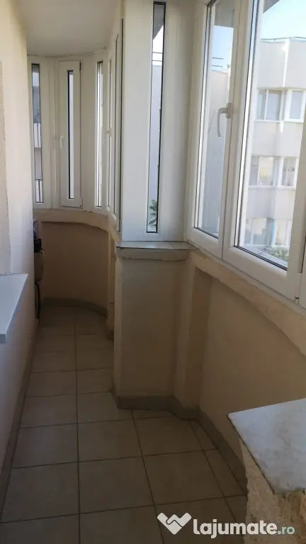 garsoniera metrou Costin Georgian, bloc mixt