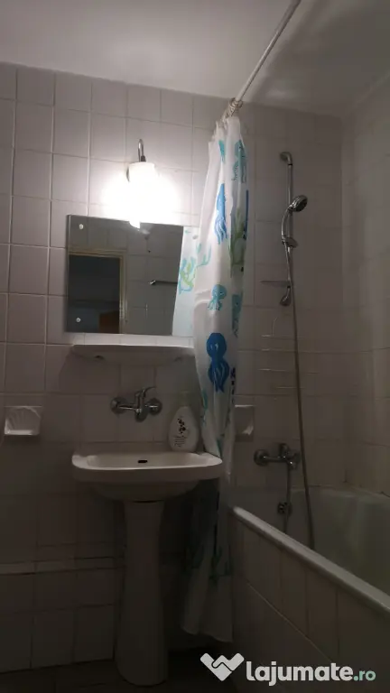 garsoniera metrou Costin Georgian, bloc mixt