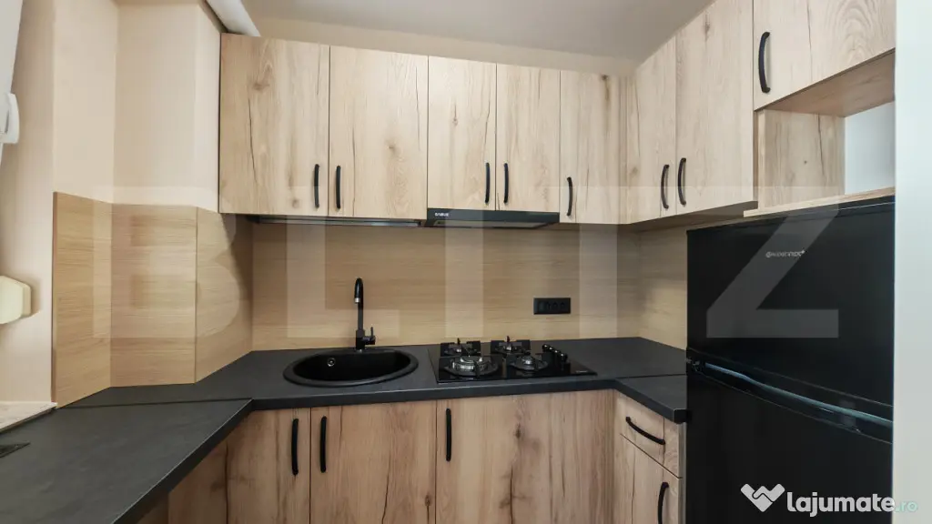 Garsoniera de vanzare, 26.70 mp, zona Rogerius - Oradea (Bihor)