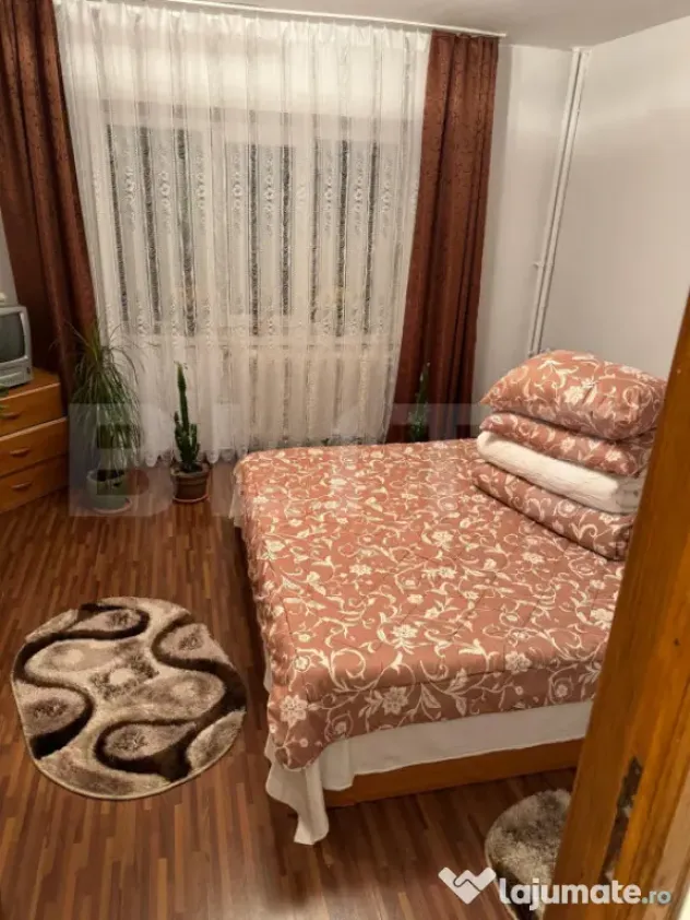 Apartament 3 camere, 90mp, parter, Cartier Obcini - Suceava (Suceava)