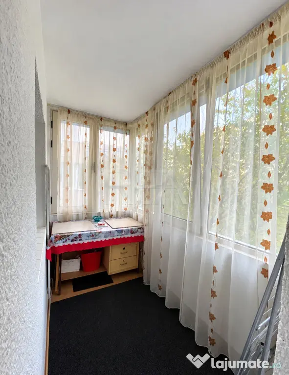 2 camere Aviației decomandat, et. 1, an 1984, metrou, 53 mp - Bucuresti (Bucuresti-Ilfov)