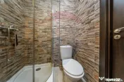 Apartament cu 3 camere + loc de parcare privat 