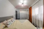 Apartament cu 3 camere + loc de parcare privat 