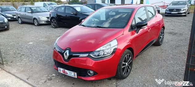 ...Renault Clio... - Ploiestiori (Prahova)
