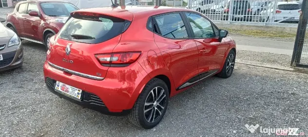 ...Renault Clio... - Ploiestiori (Prahova)