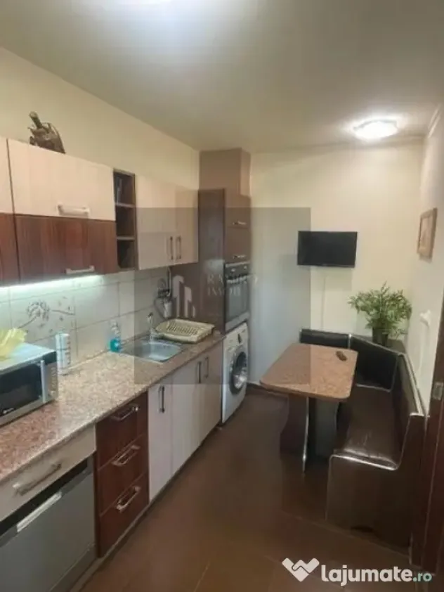 De vanzare 3 camere decomandat Piața Sudului Fantana Florilor - Bucuresti (Bucuresti-Ilfov)