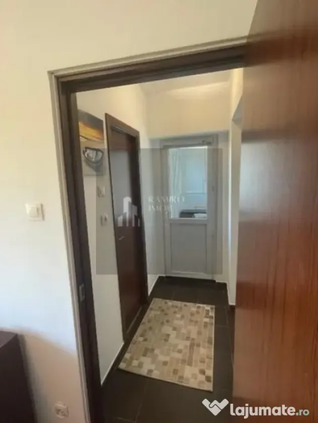 De vanzare 3 camere decomandat Piața Sudului Fantana Florilor - Bucuresti (Bucuresti-Ilfov)