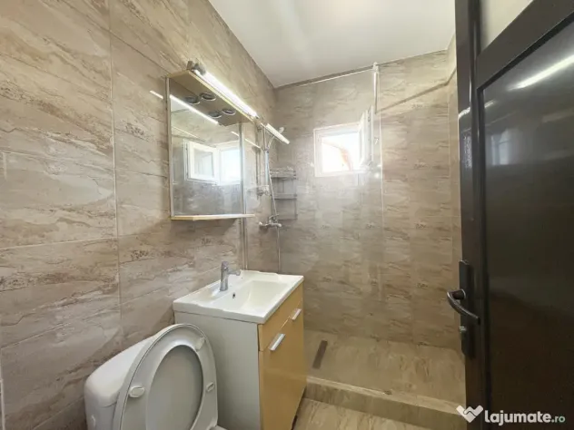 92000euro! Apartament 3 camere, renovat,CT,liber!!! - Iasi (Iasi)