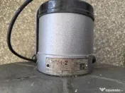 Mașină electrică EPM-2 (ЭПМ-2) lustruit podele (URSS anii 50'-70')