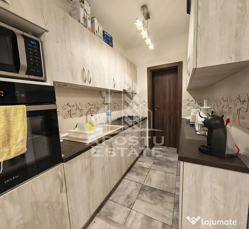 Duplex de vanzare cu 5 camere si 3 bai, mobilat si utilat, Dumbravita - Dumbravita (Timis)