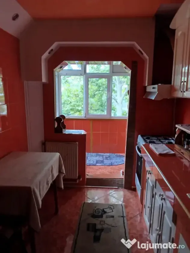- Apartament 3 camere confort 1 decomandat, Progresu, mobila - Braila (Braila)