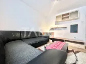 Apartament cu 4 camere de vanzare cu lift etaj intermediar i 