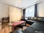 Apartament cu 4 camere de vanzare cu lift etaj intermediar i 