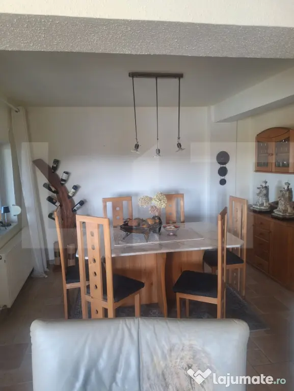 Vand apartament 4 camere decomandat la Lugoj - Lugoj (Timis)