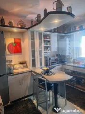 Vand apartament 4 camere decomandat la Lugoj