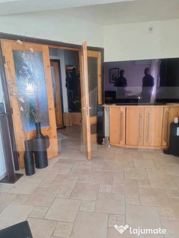 Vand apartament 4 camere decomandat la Lugoj - Lugoj (Timis)