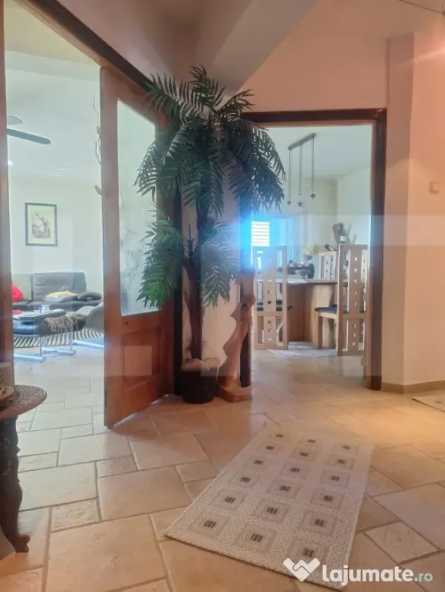 Vand apartament 4 camere decomandat la Lugoj - Lugoj (Timis)