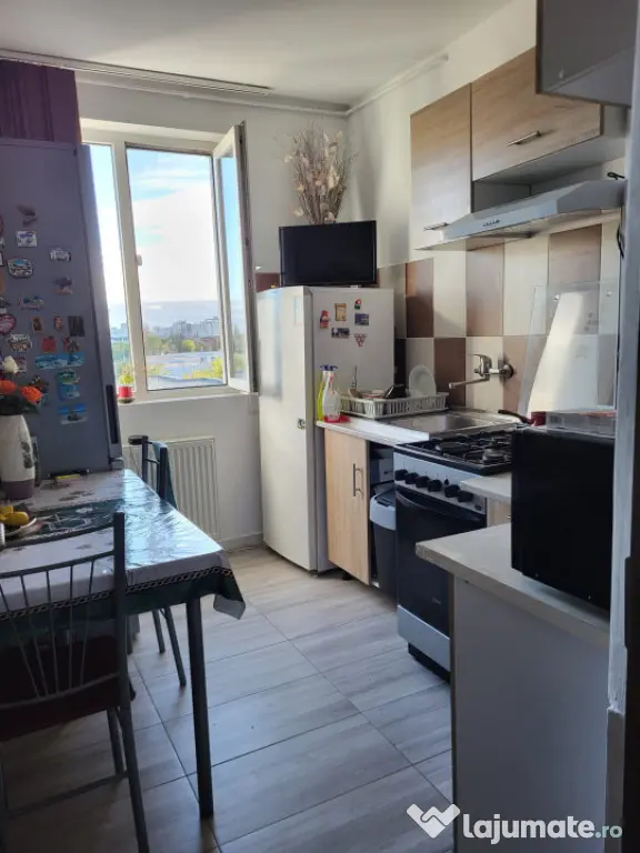 Apartament de vanzare Sud 68.000 - Ploiesti (Prahova)