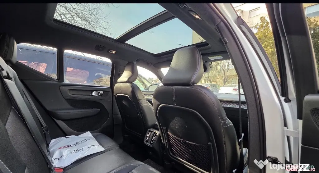 Volvo XC40 R Design - Bacau (Bacau)