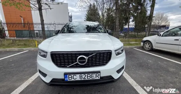 Volvo XC40 R Design - Bacau (Bacau)