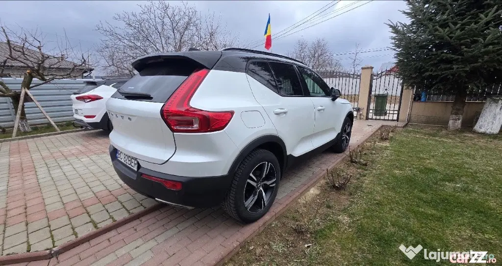Volvo XC40 R Design - Bacau (Bacau)