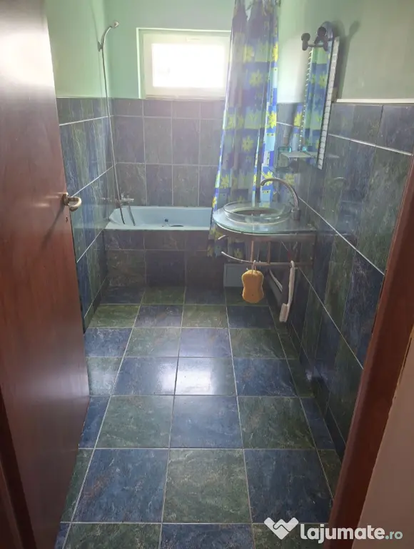 Vand apartament 2 camere decomandat in Calinesti Prahova