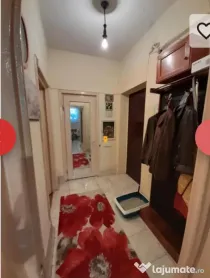 Strada praga, apartament 57mp, două camere decomandat, curte cu loc parcare