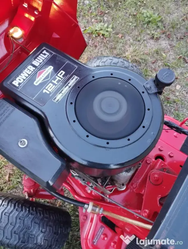 Tractoras gazon marca Muray 12 Cp cu remorca tabla 500 Kg stare impecabila