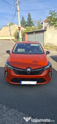 Renault clio 1.6 full hybrid 